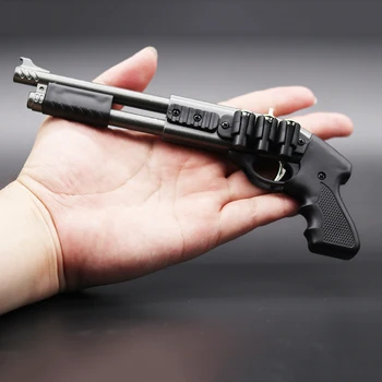 8 Byger elastik riffel Pistol Shotgun Kan Holde nøglering Lavet Alle Metal Kanoner Skyde Toy Gaver Drenge Udendørs Værktøjer Gaver