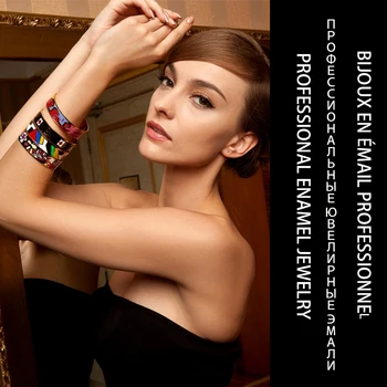 Elegante Klassiske Vintage Armbånd Malet Rustfrit Stål 10 mm Bredde Emalje Armbånd til Kvinder, Trendy Part Smykker